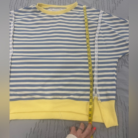 NWOT Striped Blue and Yellow Sweatshirt XS-Large - Picture 4 of 9